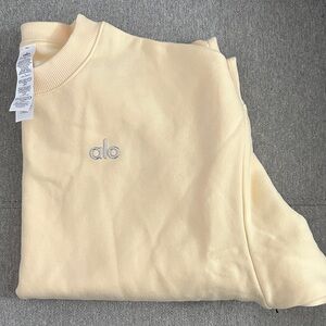 ALO Yoga Candlelight Yellow Crewneck Sweater